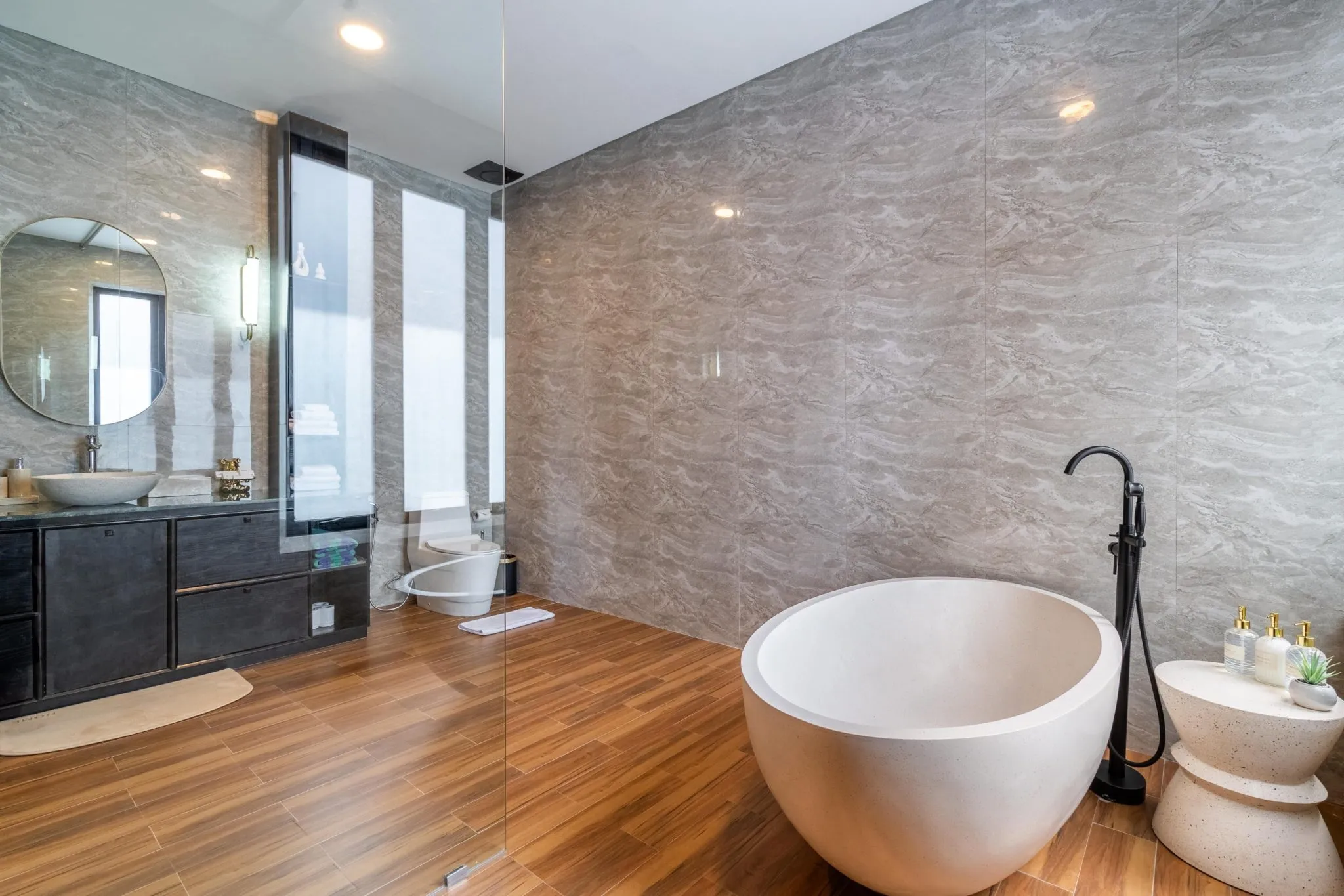 ADVA Serenity 8