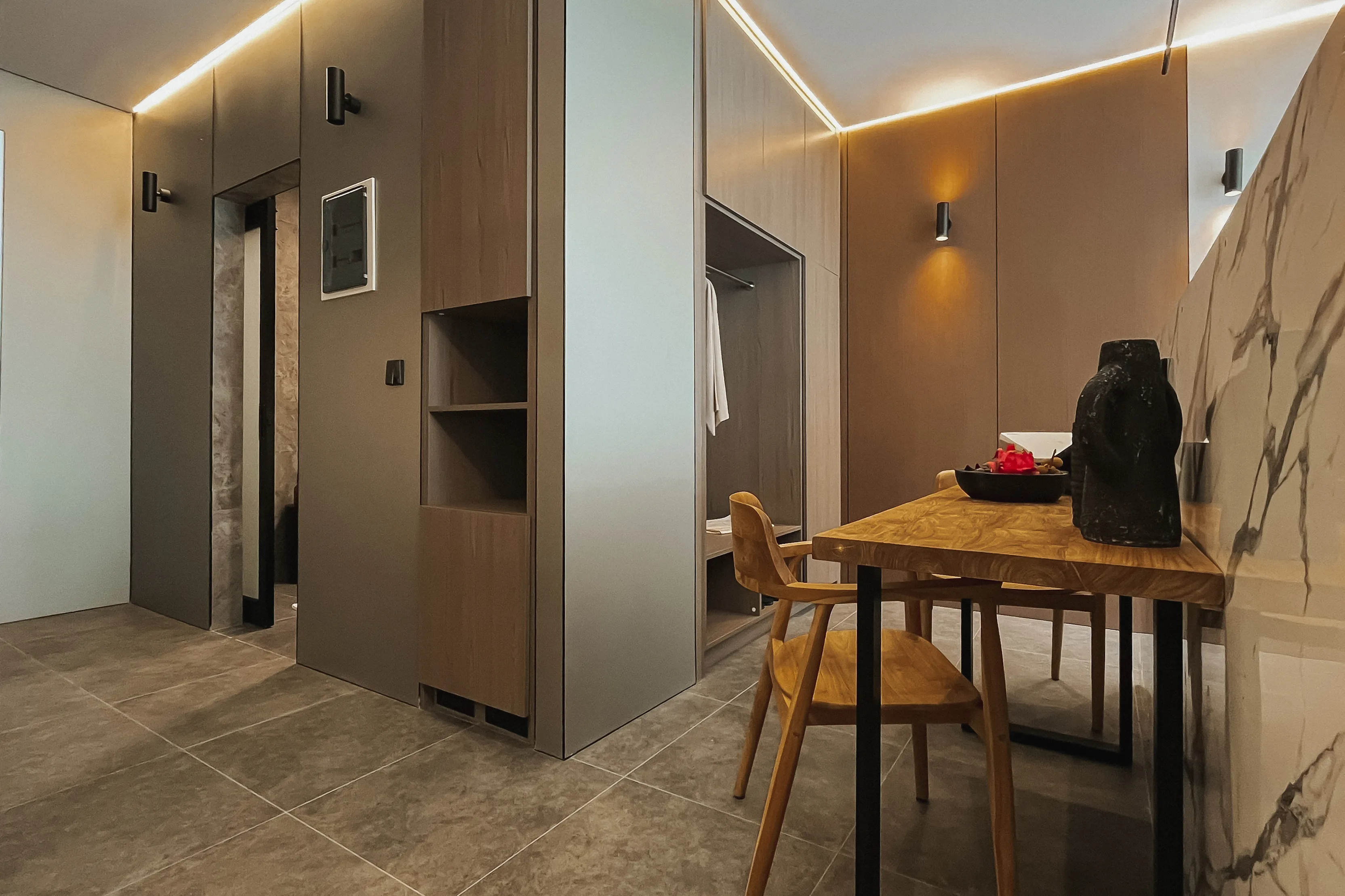 AWWA Hotel 8