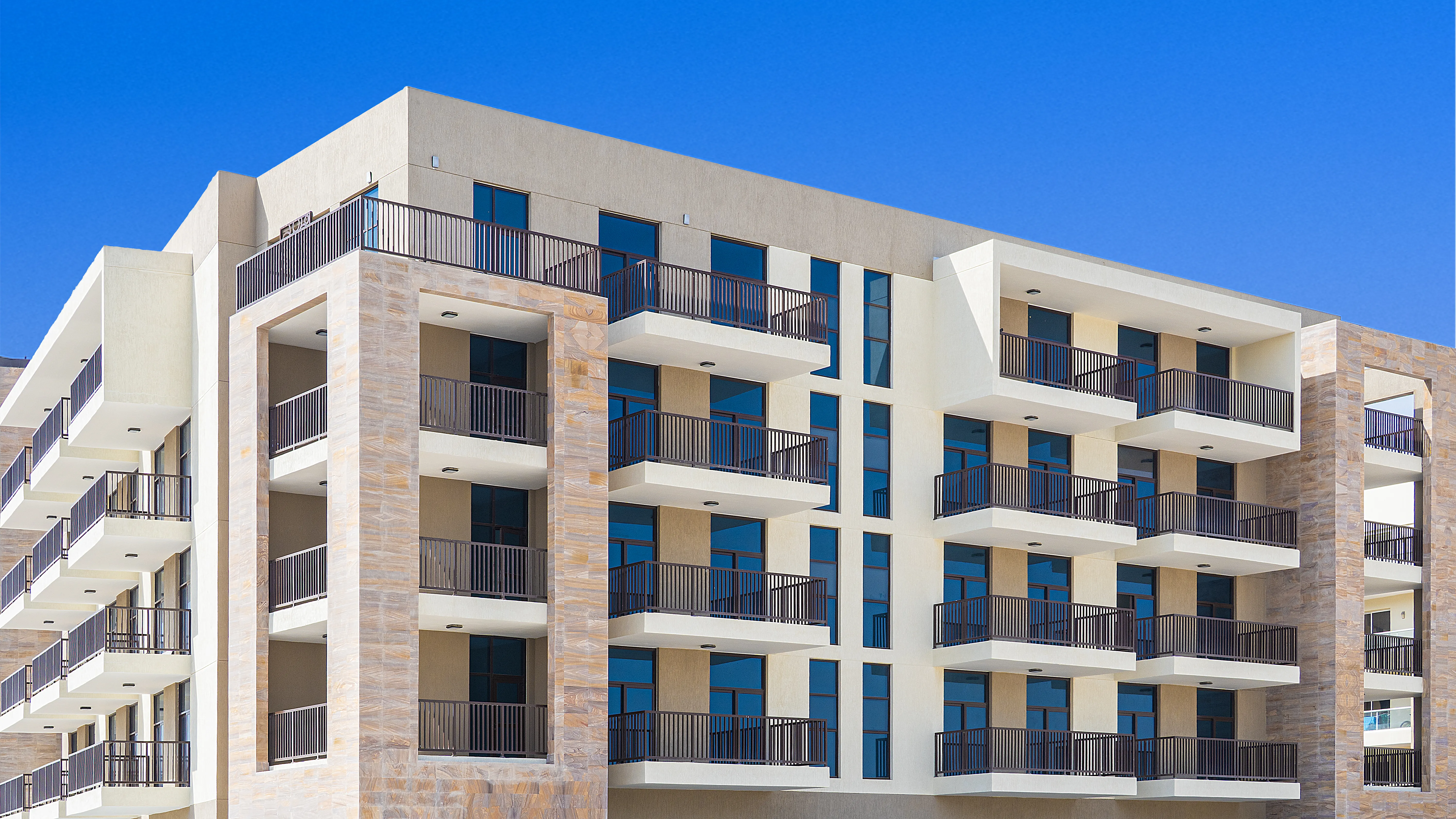 RR Residence — 3