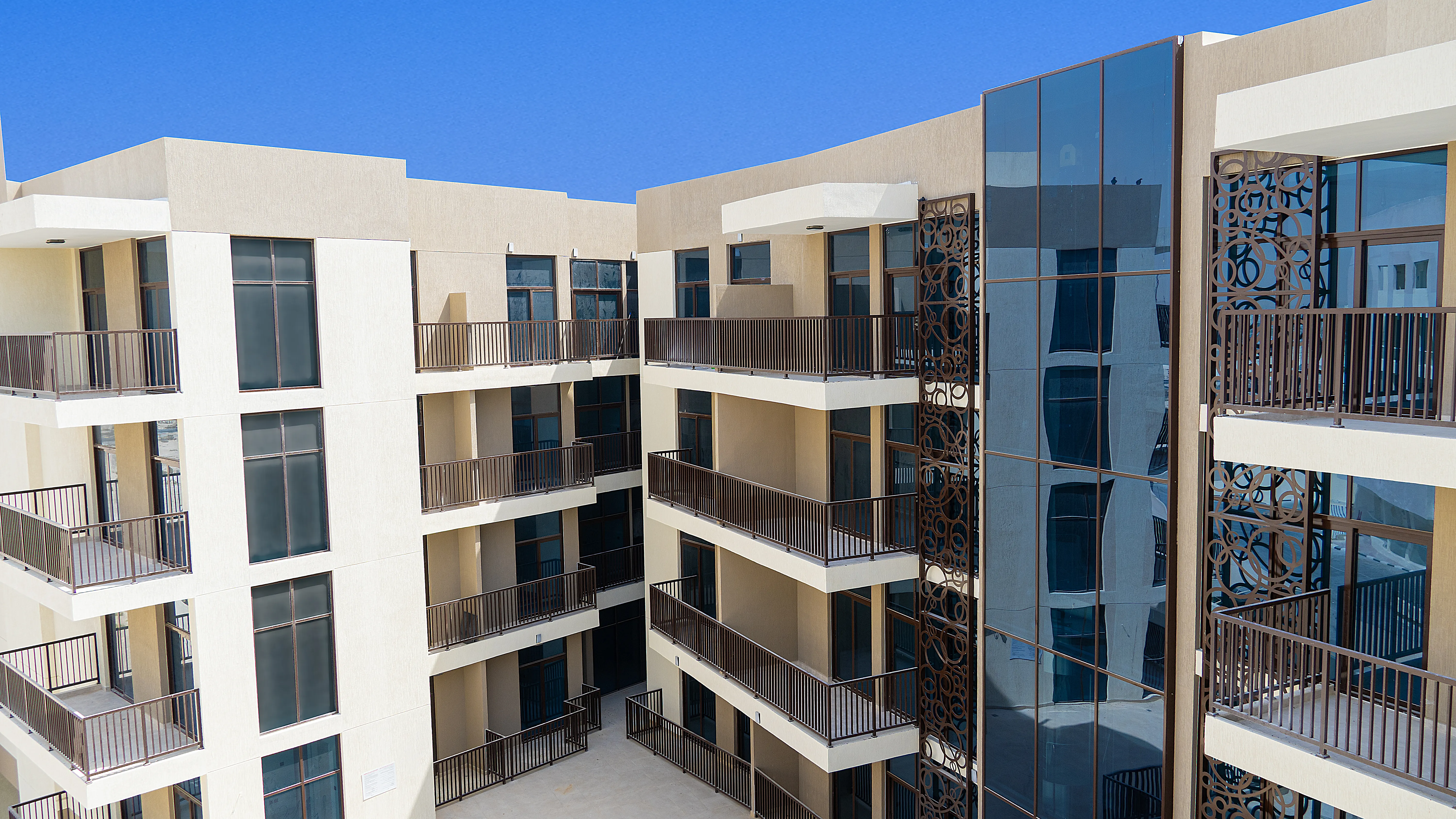 RR Residence 4
